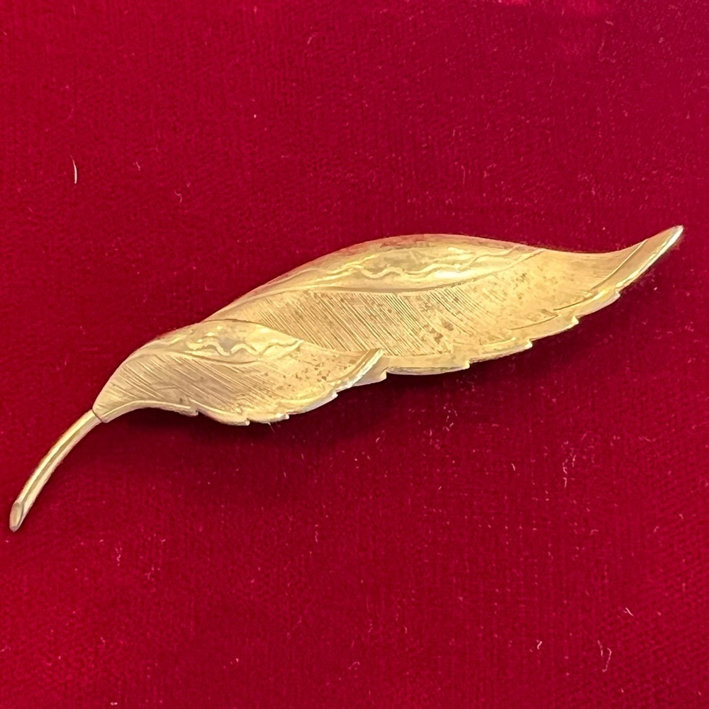 Giovanni Vintage brooch